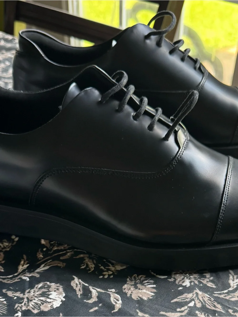 Classic Black Leather Derby Shoes - Timeless Lace-Up Oxfords